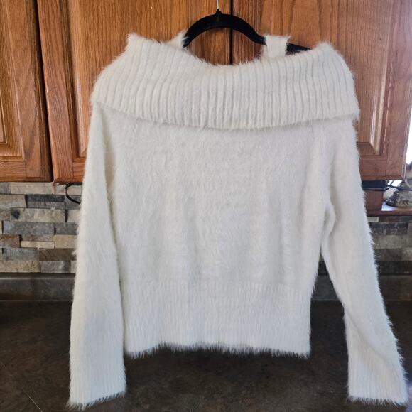 VENUS Soft White Cowl Neck Sweater - Picture 2 of 7